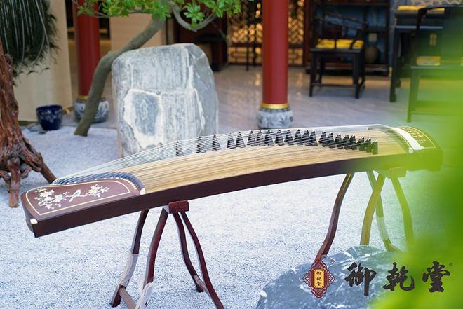 BSports官网红木束装谁家更强？2025公布《红木束装品牌排行榜》揭秘十大热(图2)
